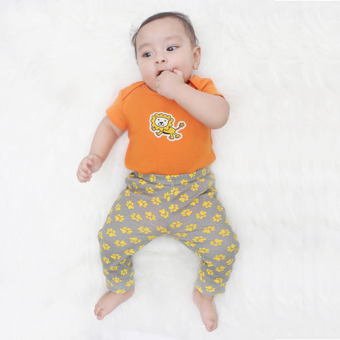Kaarpas Organic Cotton Baby 2-Piece Lion and Paws print Bodysuit Onesie- Pant Set - (Orange and Grey)