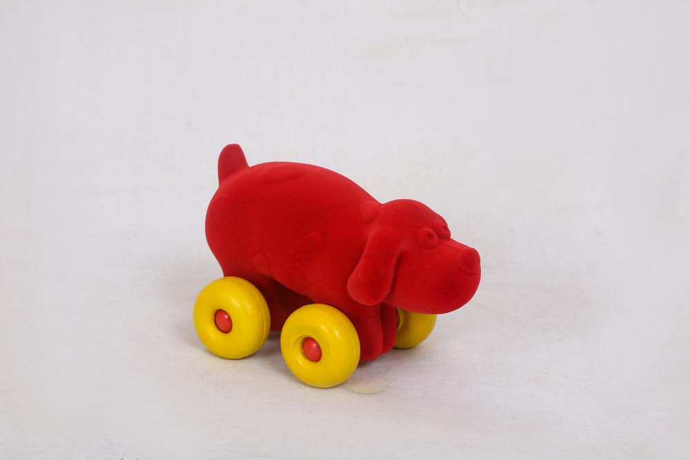 Red Dog With Yellow Wheels (0 to 10 years)