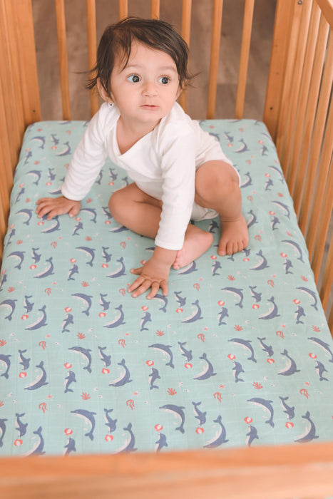 Kaarpas Premium Organic Cotton Muslin Fitted Cot Crib Sheet with Aqua Theme of Dolphin (Size : 132 x 68 x 20 cm)