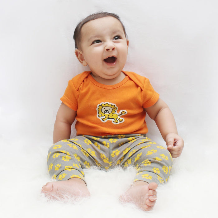 Kaarpas Organic Cotton Baby 2-Piece Lion and Paws print Bodysuit Onesie- Pant Set - (Orange and Grey)