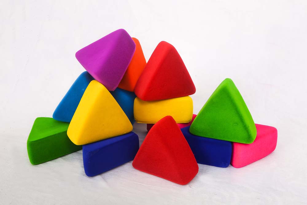 Just Triangles Mix (16 pcs) (0 to 10 years)