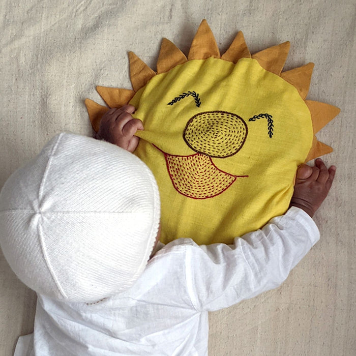 Newborn Giftset - Sun Mustard Seed Pillow & Maracas